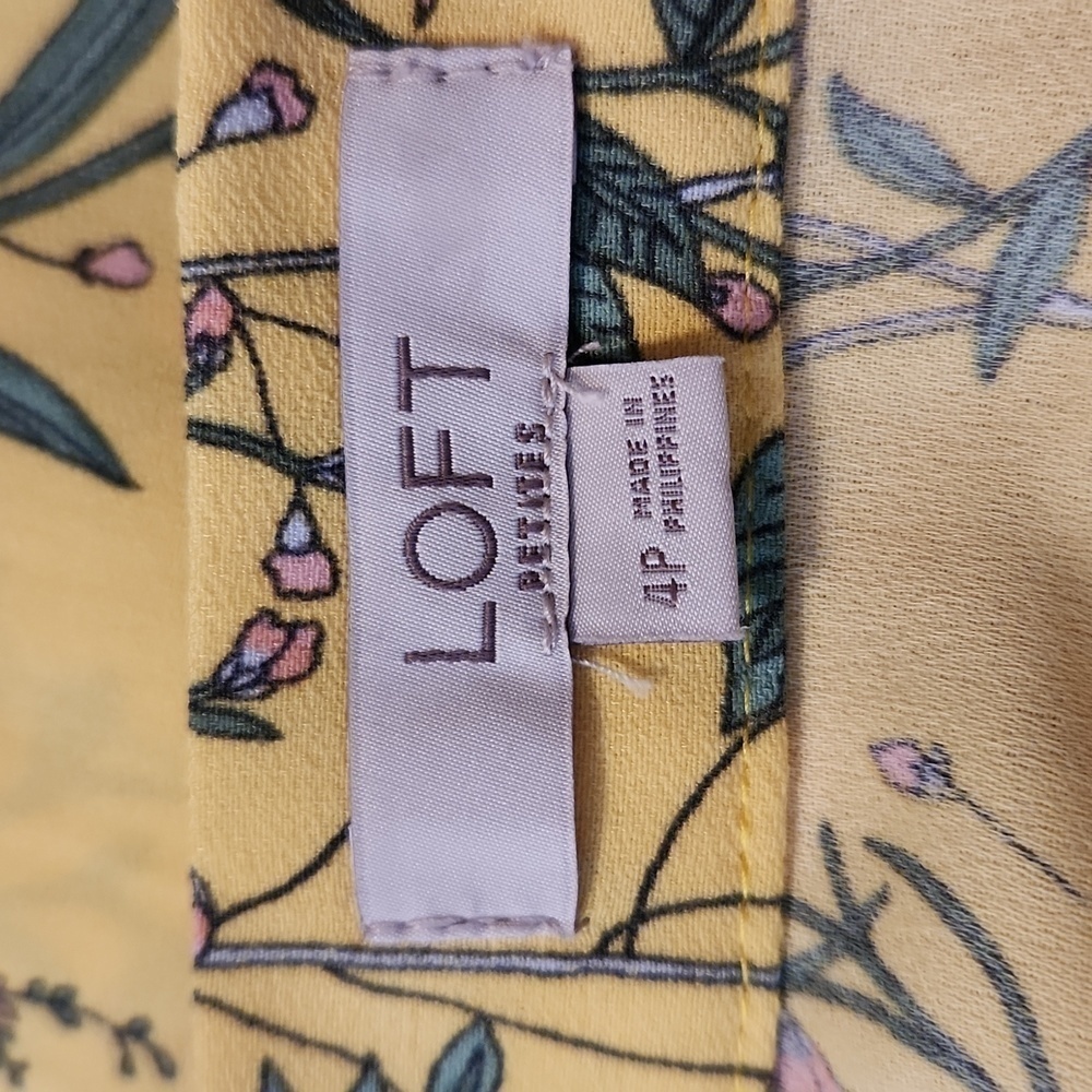 LOFT Yellow Floral Wrap Skirt Size 4P - Picture 6 of 8